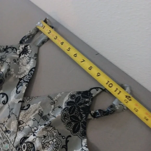 Y2K Babydoll Top Medium Gray Romantic Floral Satin Boho Fairy Grunge Whimsigoth - Picture 10 of 15